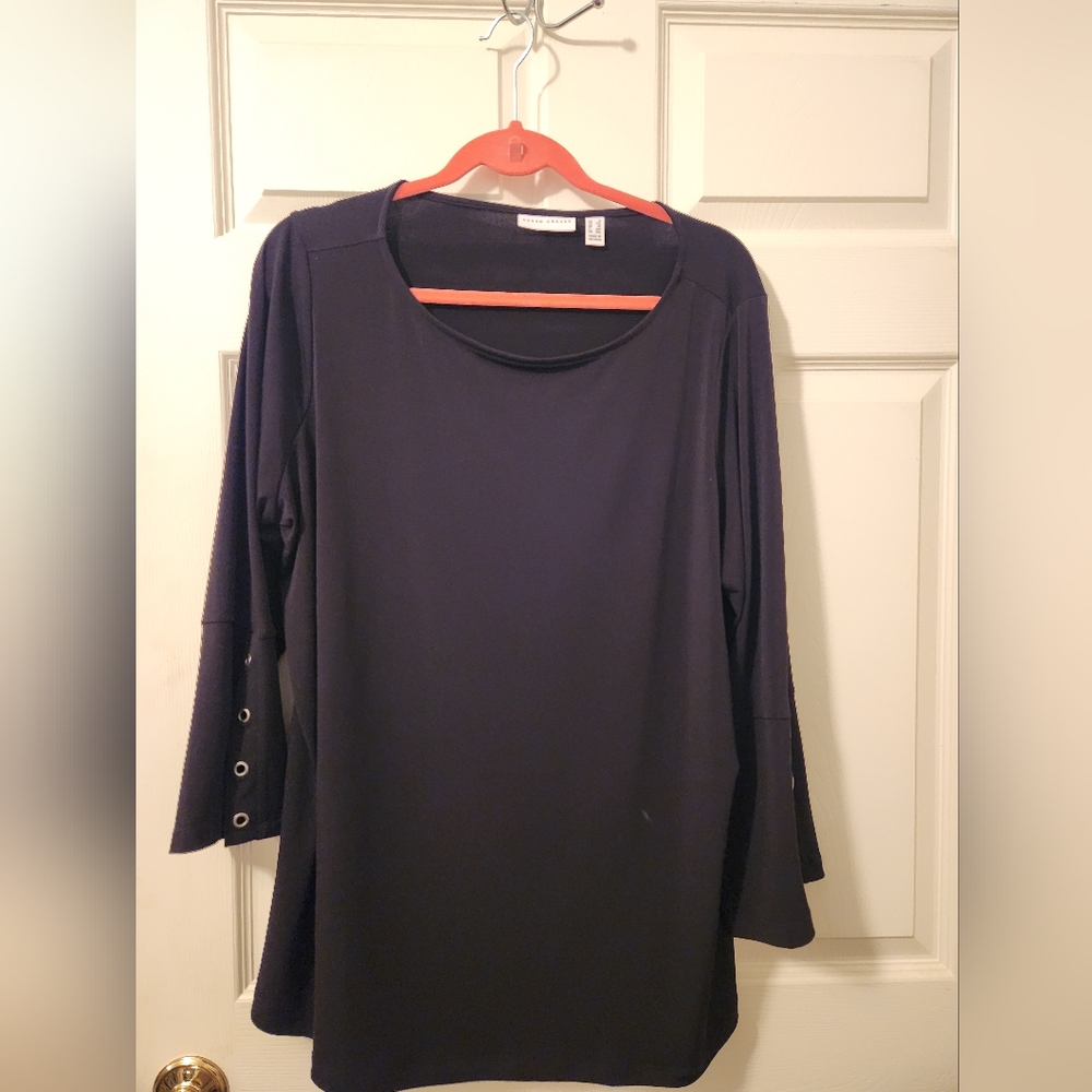 Never worn Susan Graver!